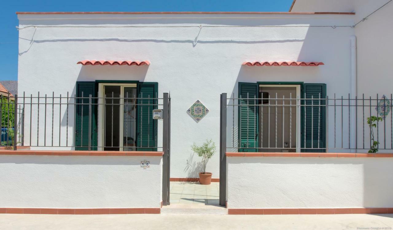 فيلا Casa Martini Mondello باليرمو المظهر الخارجي الصورة