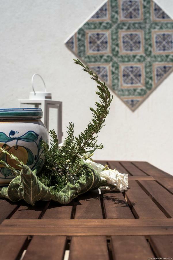 فيلا Casa Martini Mondello باليرمو المظهر الخارجي الصورة